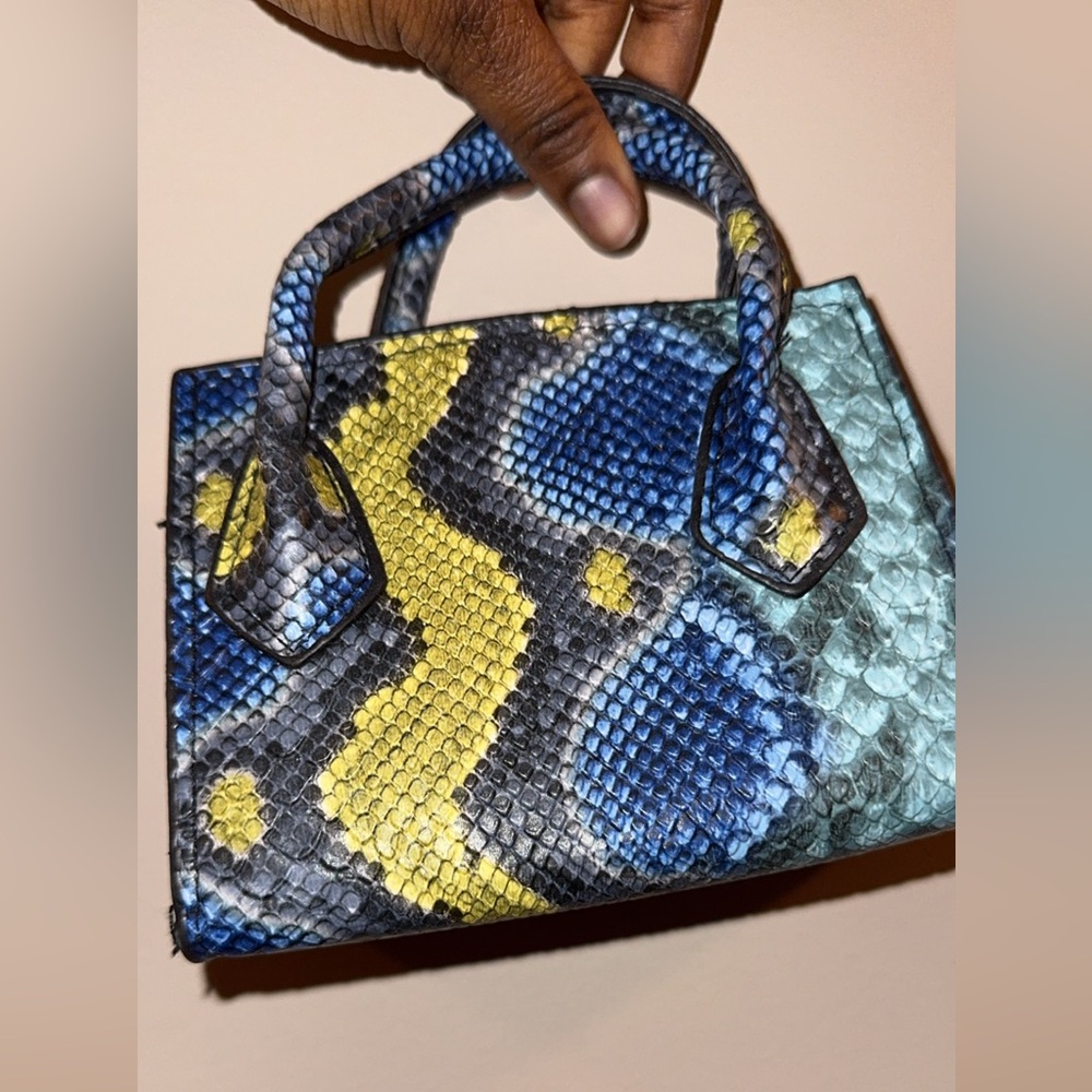 Stylish Blue and Yellow Snakeskin Women's Handbag